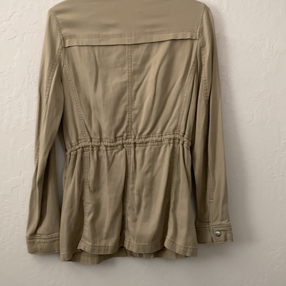 Express Jacket - Picture 5 of 5